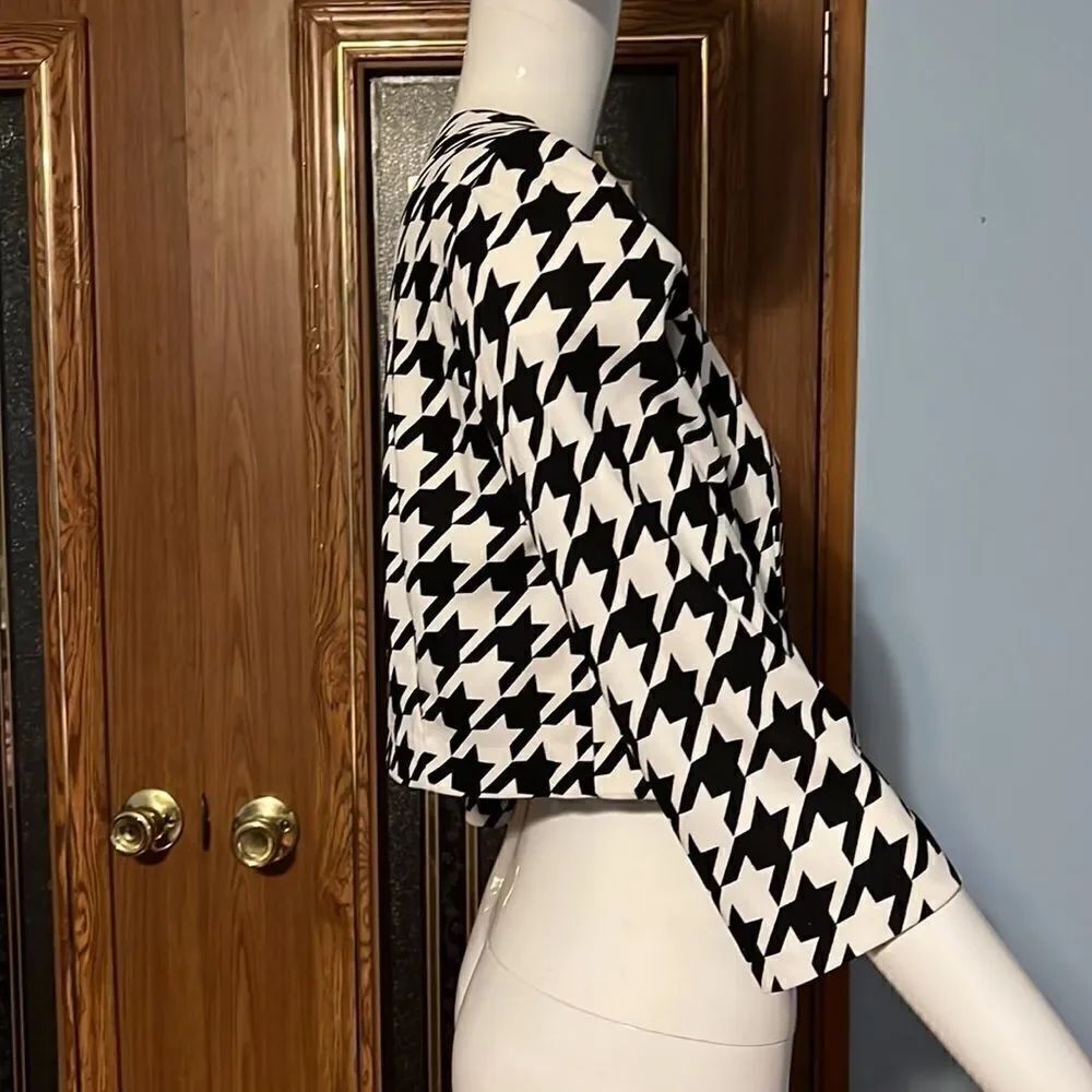 Sandra Darren Mini Jacket - Picture 2 of 5
